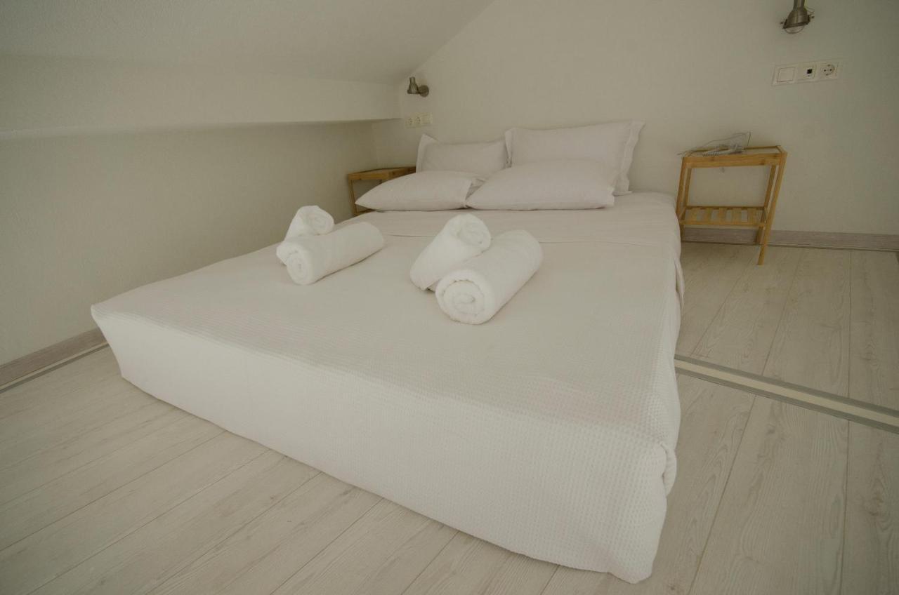 L Anima Boutique Suites Скиатос Экстерьер фото