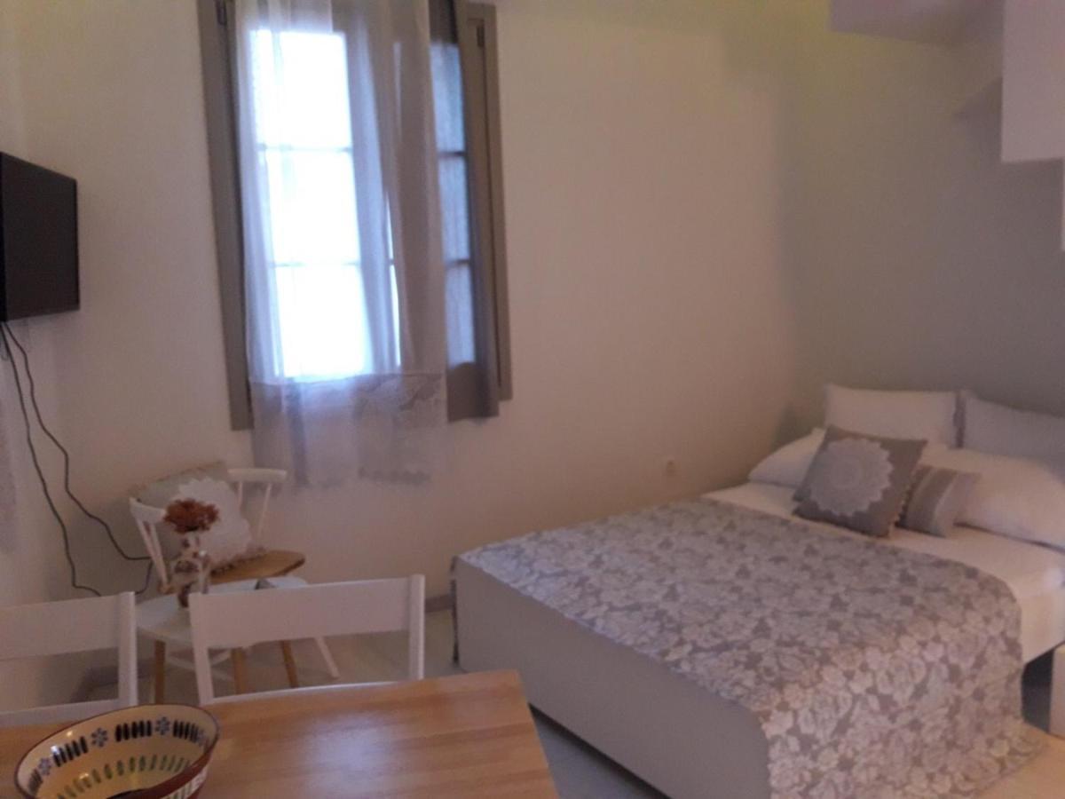 L Anima Boutique Suites Скиатос Экстерьер фото